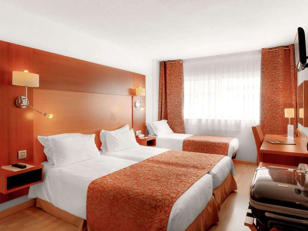 Mercure Saint Raphael Centre Plage Room photo
